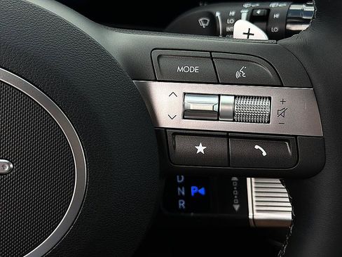 New 2027 Hyundai Kona Limited FWD image 15