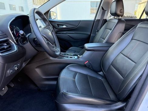 Used 2023 Chevrolet Equinox Premier AWD/4WD image 17