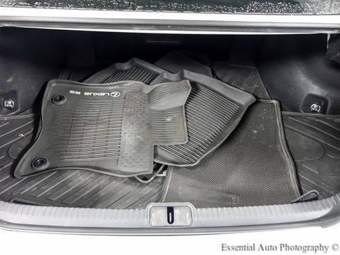 Used 2023 Lexus ES 350 F Sport w/ Accessory Package (Z2) FWD image 22