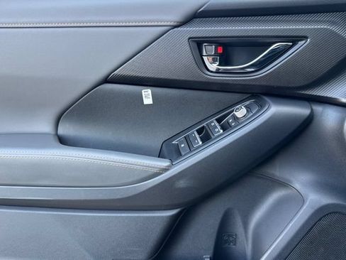 New 2025 Subaru Crosstrek 2.5i Limited w/ Crosstrek Mirror Package AWD/4WD image 8