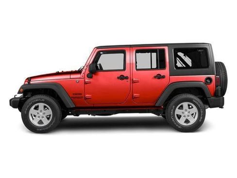 Used 2013 Jeep Wrangler Unlimited Sahara AWD/4WD image 2