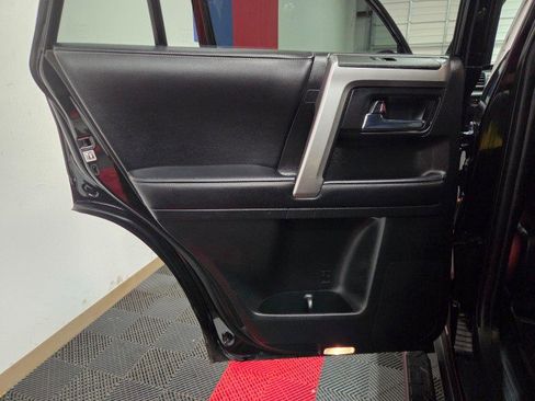 Used 2022 Toyota 4Runner SR5 Premium image 75