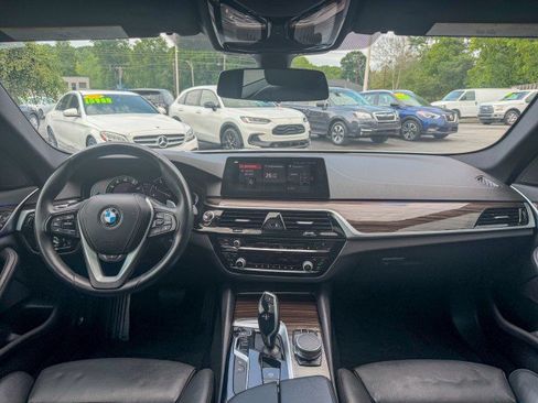 Used 2017 BMW 530i RWD image 7