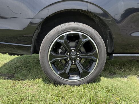 Used 2023 Ford Expedition Limited AWD/4WD image 20