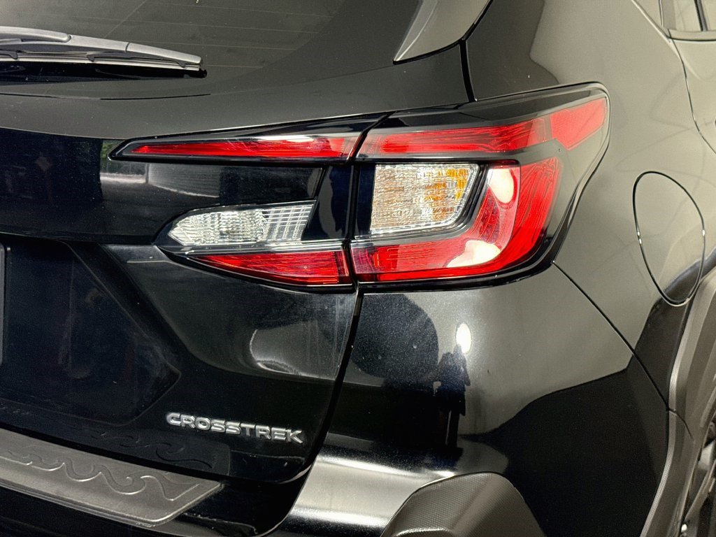 Used 2024 Subaru Crosstrek 2.0i w/ Crosstrek Mirror Package AWD/4WD image 32