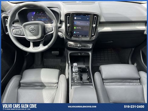 Certified 2025 Volvo XC40 B5 Ultra w/ Protection Package Premier image 12