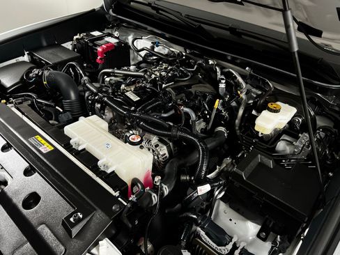 Certified 2024 Toyota Tacoma TRD Off-Road image 11