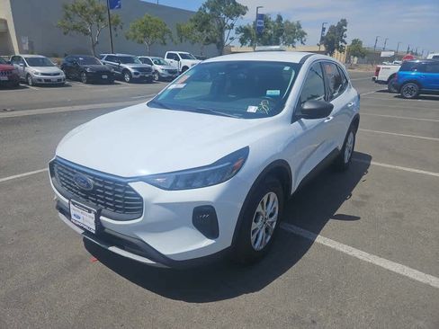 Used 2024 Ford Escape Active AWD/4WD image 1