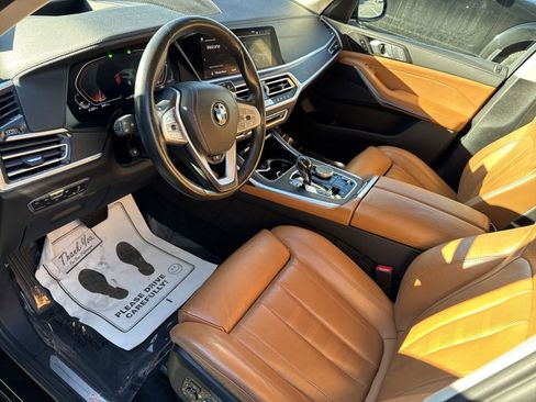 Certified 2022 BMW X7 xDrive40i w/ Premium Package image 14