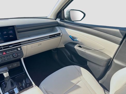 New 2026 Hyundai Tucson SE image 16
