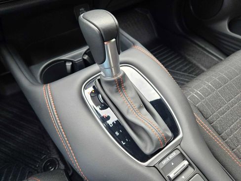 Used 2025 Honda HR-V Sport image 33