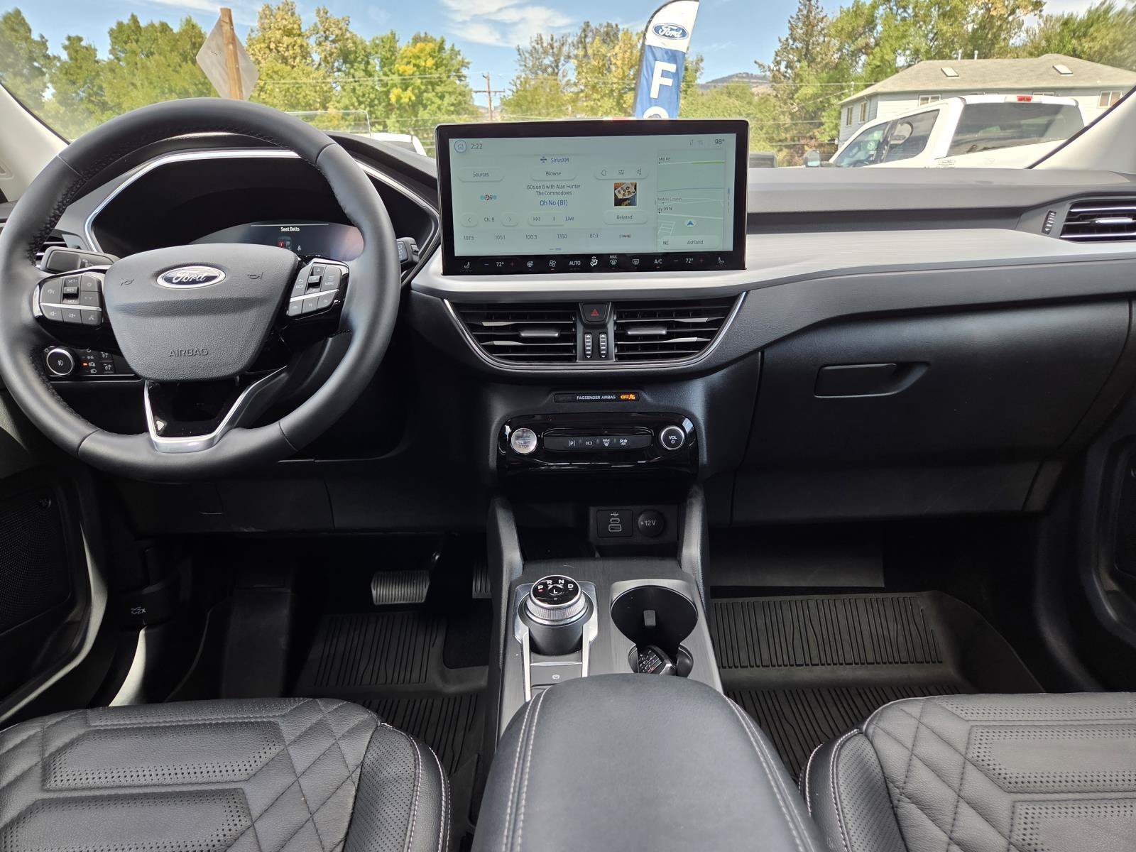 Used 2024 Ford Escape SE w/ PHEV Premium Package FWD image 15