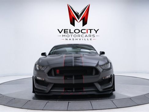 Used 2018 Ford Mustang Shelby GT350R w/ GT350R Equipment Group 920A RWD image 3