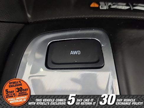 Used 2019 Chevrolet Equinox Premier image 32