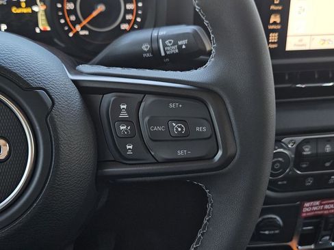 New 2025 Jeep Gladiator Mojave AWD/4WD image 19