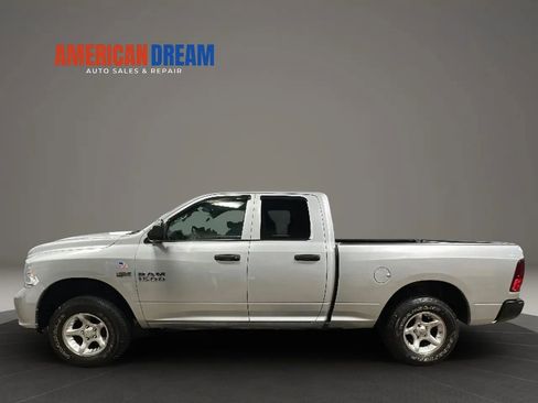 Used 2017 RAM 1500 Express w/ Express Value Package AWD/4WD image 2