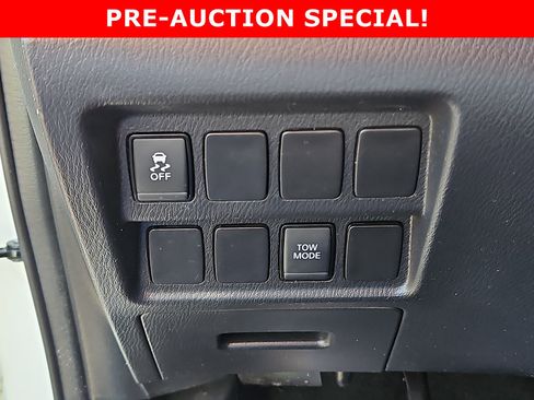 Used 2017 Nissan Pathfinder S AWD/4WD image 24