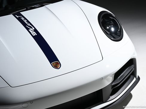 Used 2026 Porsche 911 Carrera T image 14