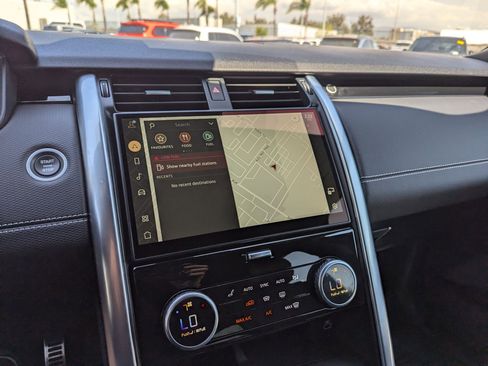 Used 2023 Land Rover Discovery S R-Dynamic image 25