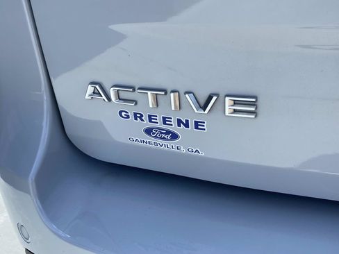 Used 2025 Ford Expedition Active AWD/4WD image 6