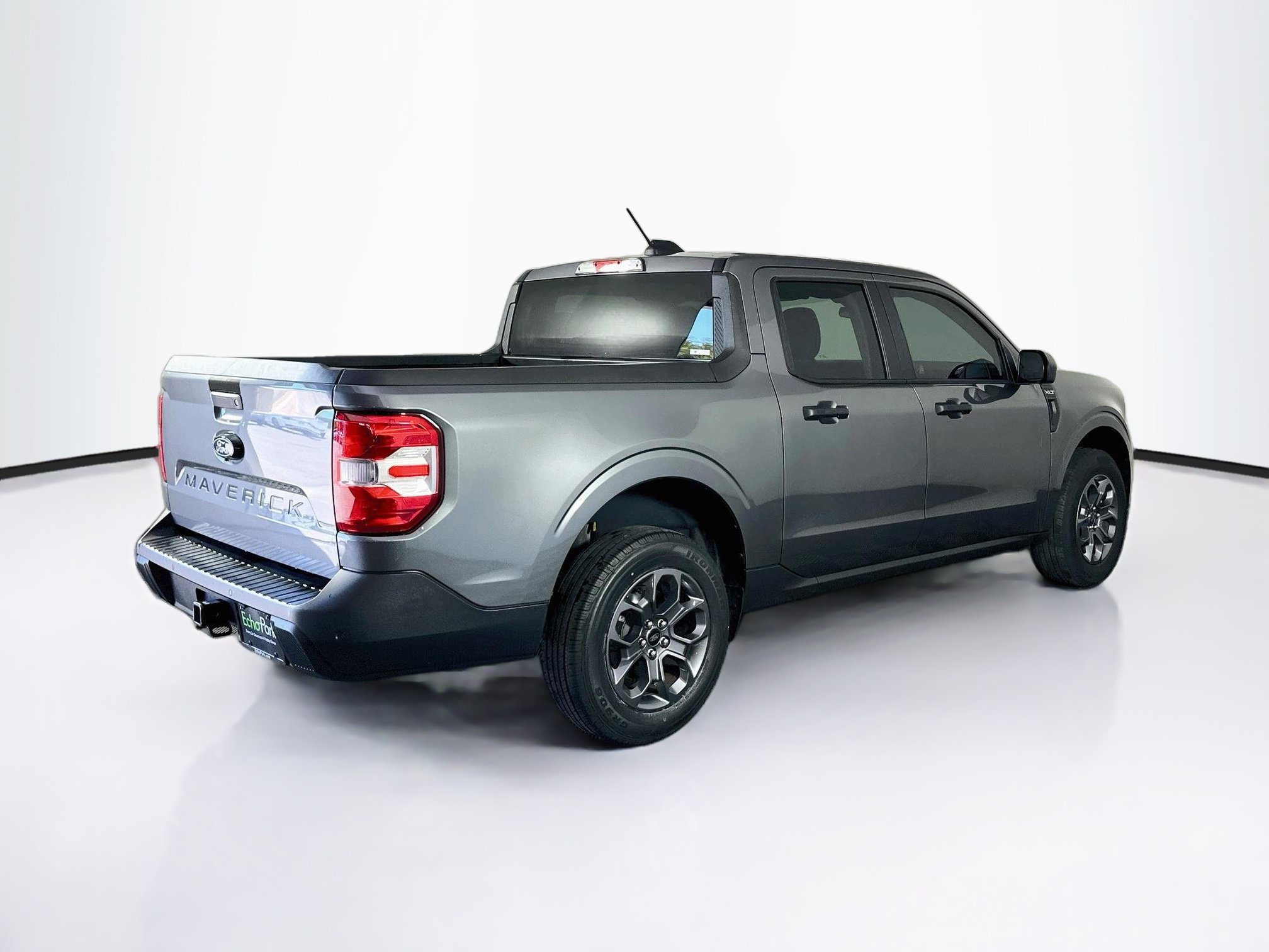 Used 2025 Ford Maverick XLT FWD image 9