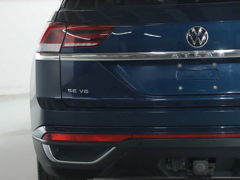 Used 2022 Volkswagen Atlas Cross Sport SE image 42