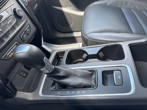 Used 2017 Ford Escape Titanium AWD/4WD image 28