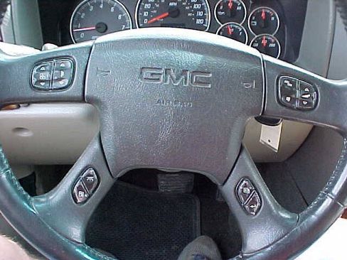 Used 2002 GMC Envoy SLT AWD/4WD image 29