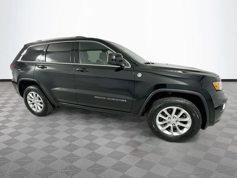Used 2021 Jeep Grand Cherokee Laredo AWD/4WD image 8