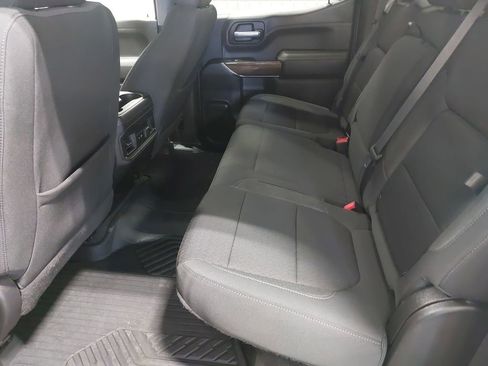Used 2021 Chevrolet Silverado 1500 LT Trail Boss w/ Convenience Package II AWD/4WD image 12