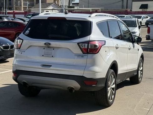 Used 2017 Ford Escape Titanium AWD/4WD image 4
