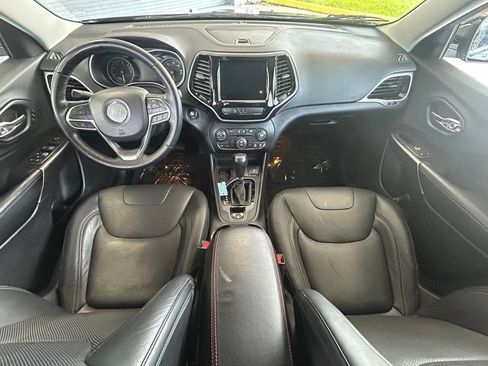 Used 2020 Jeep Cherokee Limited FWD image 10