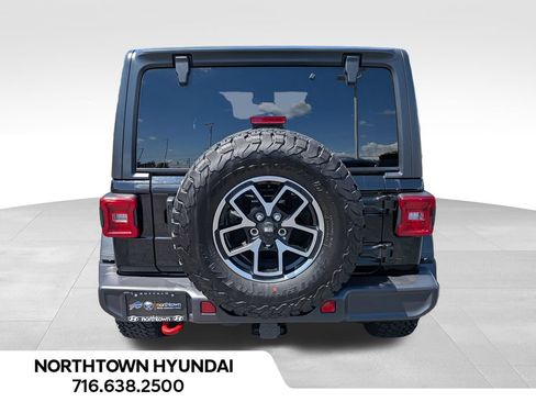 Used 2026 Jeep Wrangler Unlimited Rubicon AWD/4WD image 14