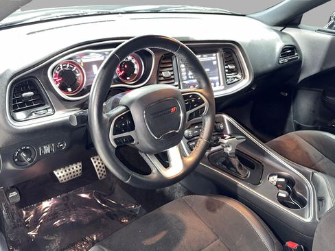 Used 2018 Dodge Challenger SXT Plus image 14