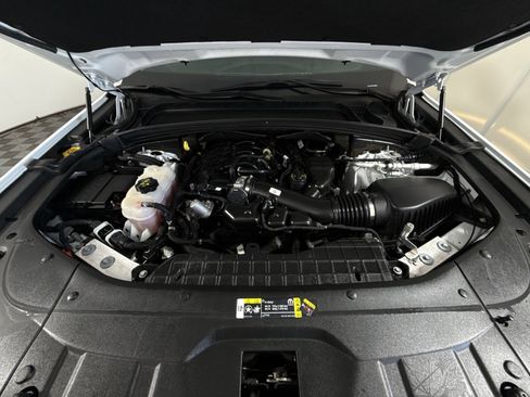 Used 2023 Jeep Grand Cherokee L Laredo image 28