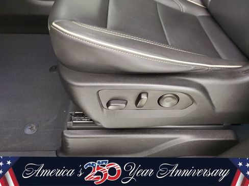 Used 2023 GMC Yukon SLT AWD/4WD image 25