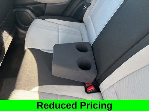 Used 2024 Hyundai Venue SEL image 33