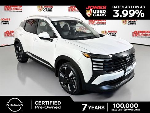 Certified 2025 Nissan Kicks SR AWD/4WD image 1