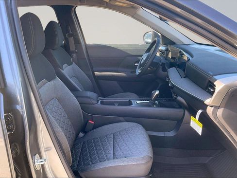 New 2026 Nissan Kicks SV w/ Cold Weather Package image 9