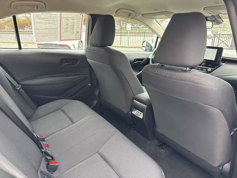 Certified 2025 Toyota Corolla LE image 25