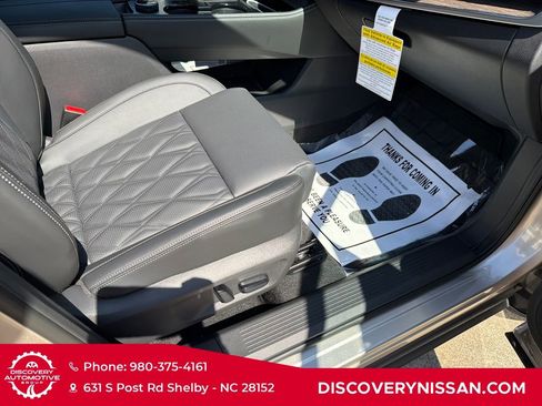 New 2026 Nissan Rogue Platinum w/ Platinum Premium Package AWD/4WD image 40