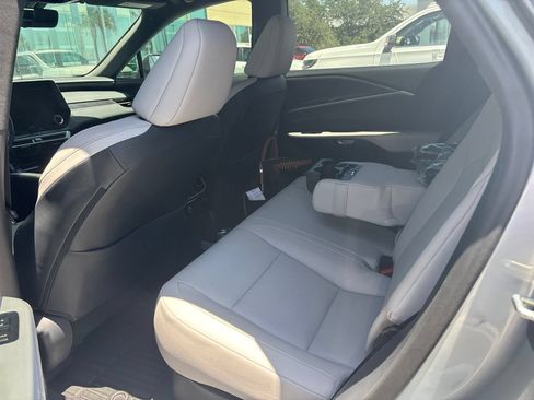 Used 2024 Lexus RX 350 Premium w/ Convenience Package FWD image 7