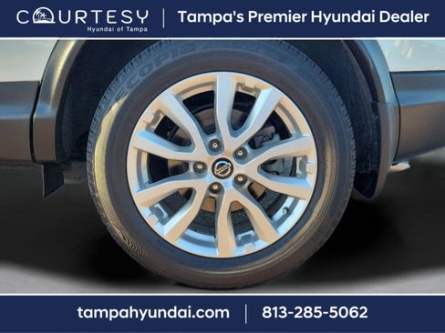 Used 2022 Nissan Rogue Sport SV w/ Technology Package image 5