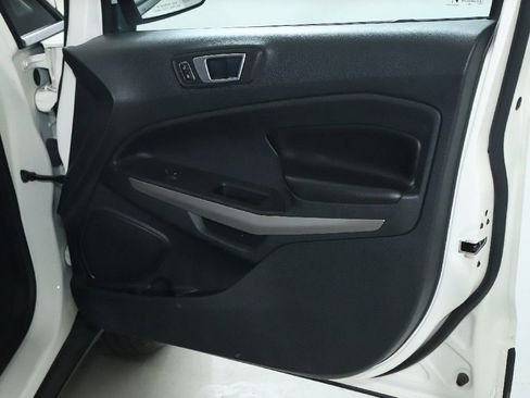 Used 2020 Ford EcoSport Titanium image 32