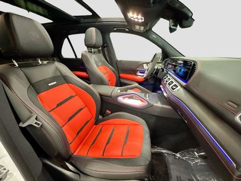 Used 2025 Mercedes-Benz GLE 53 AMG 4MATIC image 30