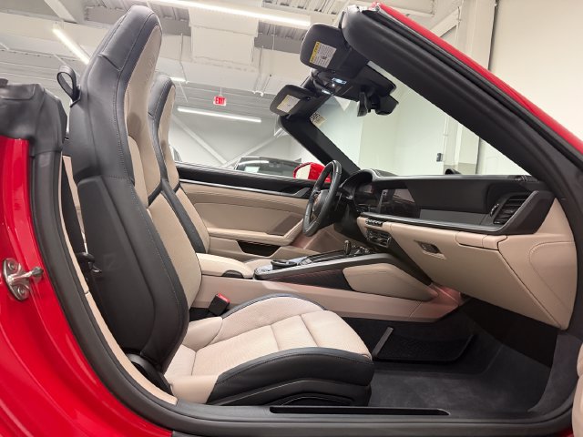 Certified 2026 Porsche 911 Carrera RWD image 23
