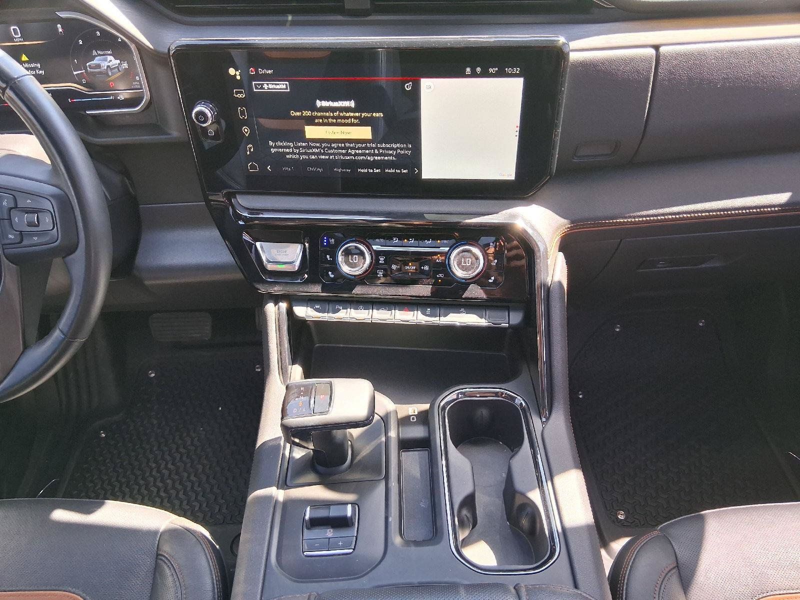 Used 2024 GMC Sierra 1500 AT4 w/ Technology Package AWD/4WD image 29