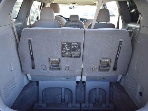 Used 2016 Kia Sedona LX w/ Option Group 020 image 35