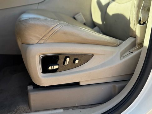 Used 2015 Cadillac Escalade ESV Premium image 14