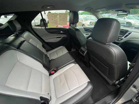 Used 2018 Chevrolet Equinox Premier image 19